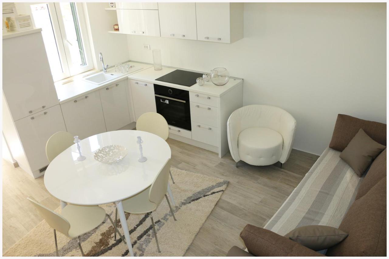 Holiday Home Ante Примоштен Экстерьер фото