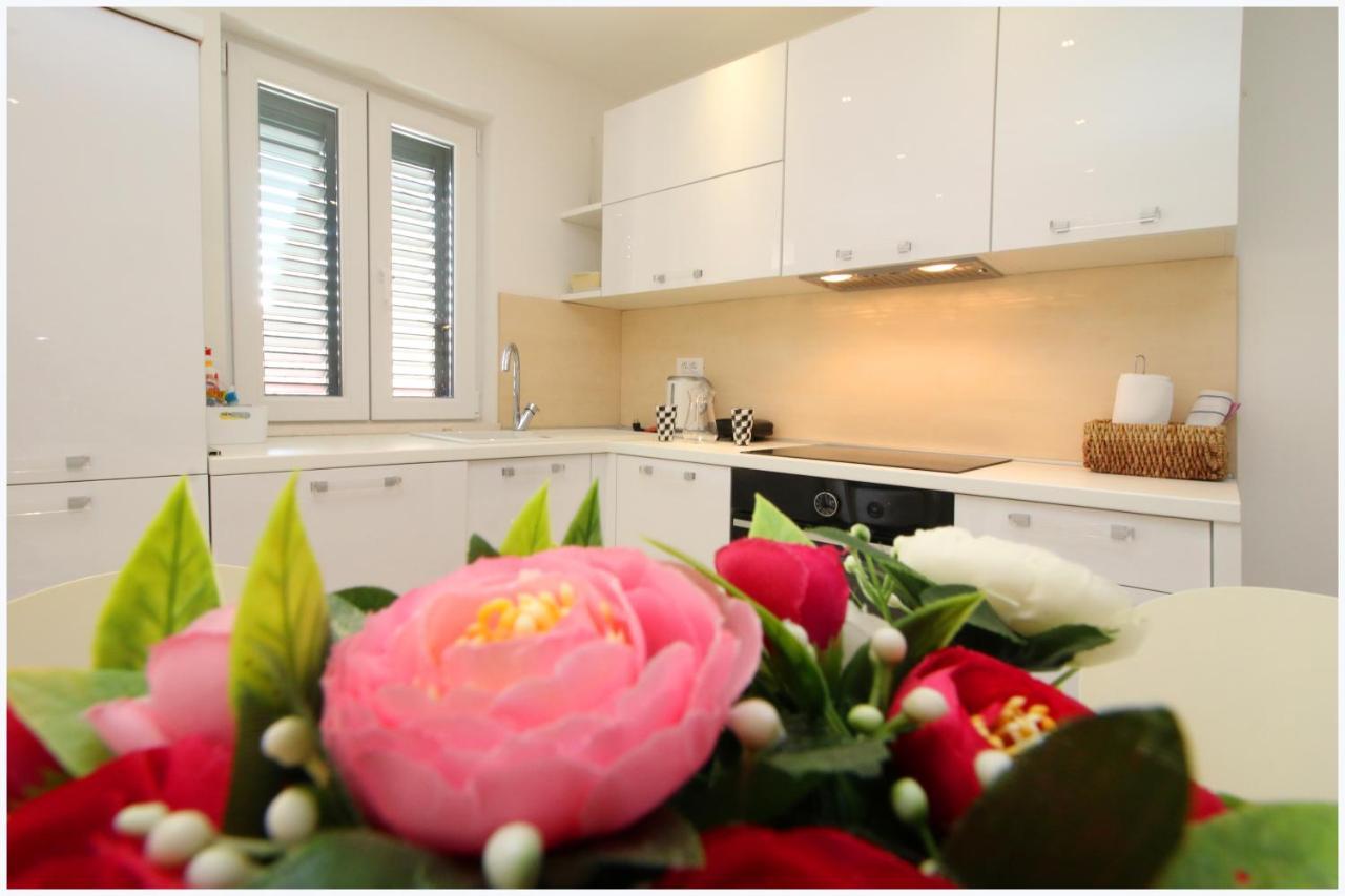 Holiday Home Ante Примоштен Экстерьер фото