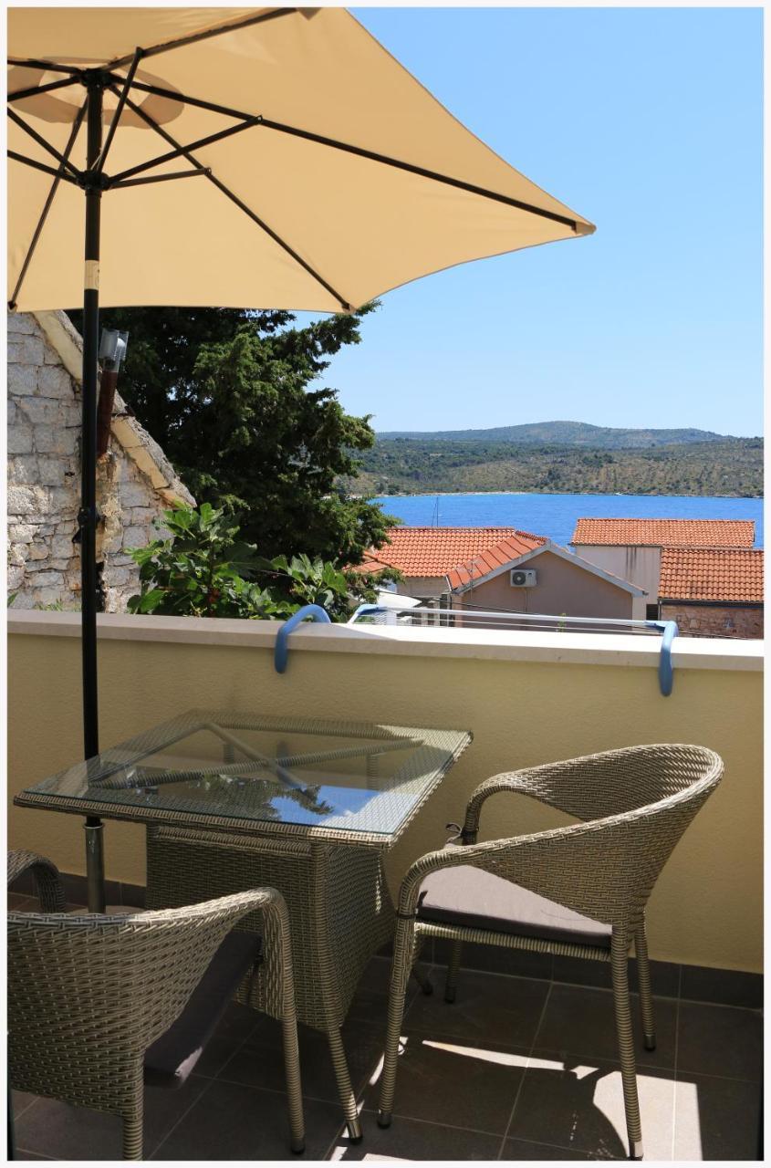 Holiday Home Ante Примоштен Экстерьер фото