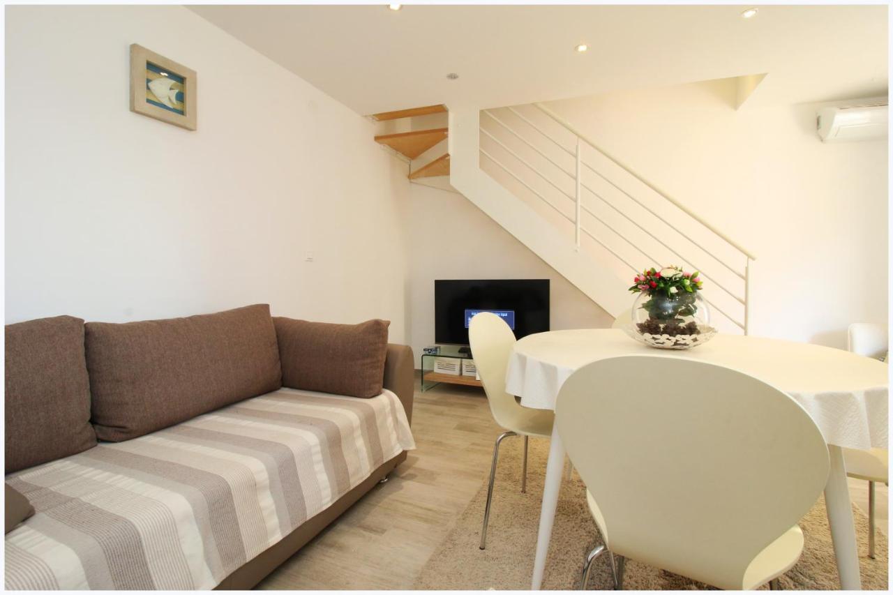 Holiday Home Ante Примоштен Экстерьер фото