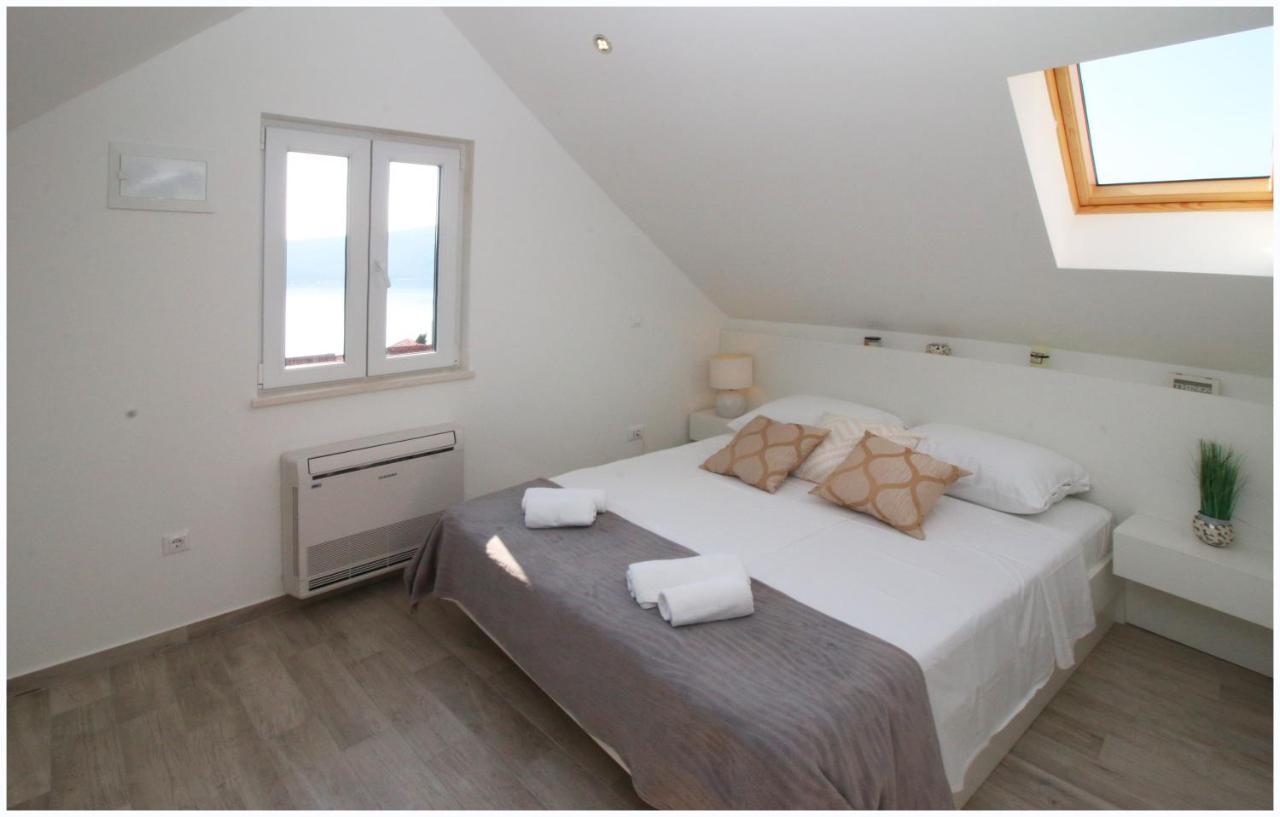 Holiday Home Ante Примоштен Экстерьер фото