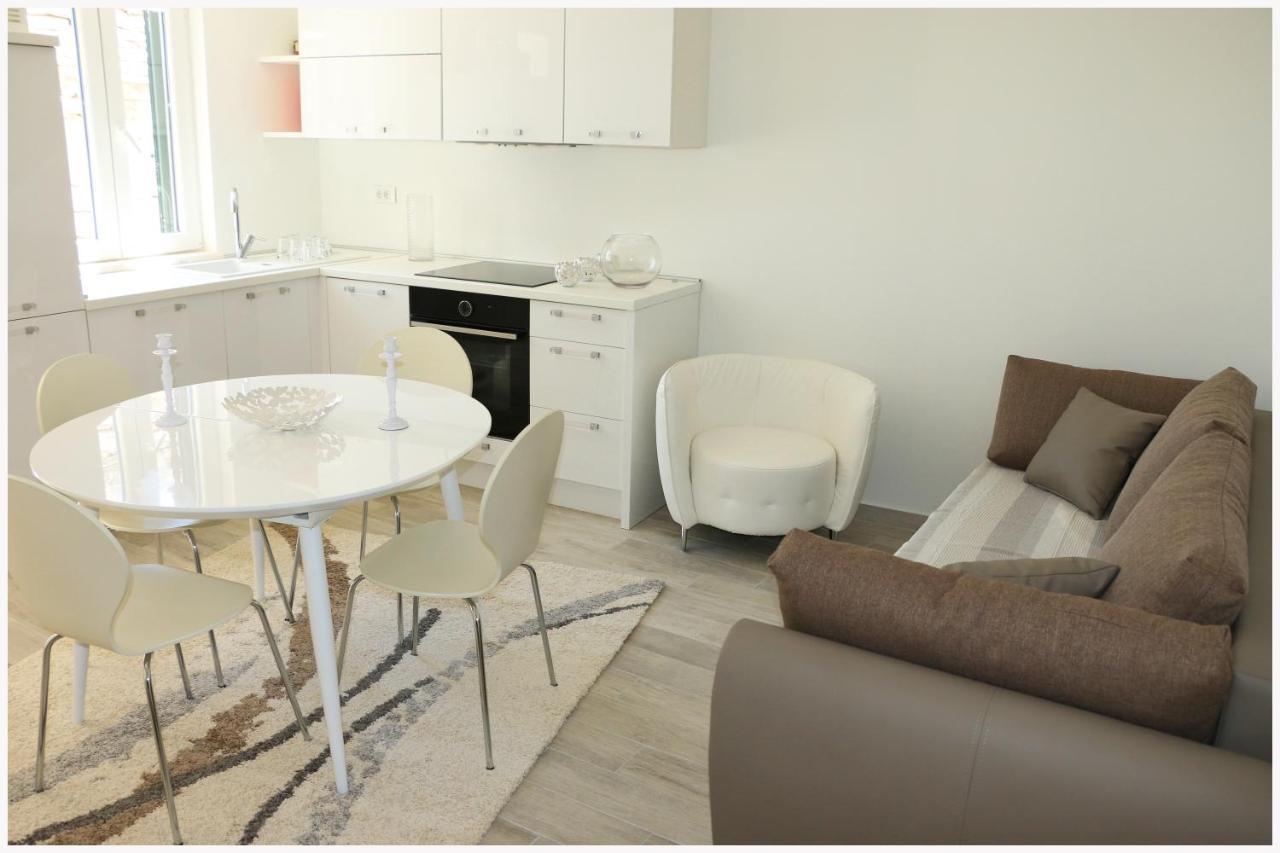Holiday Home Ante Примоштен Экстерьер фото