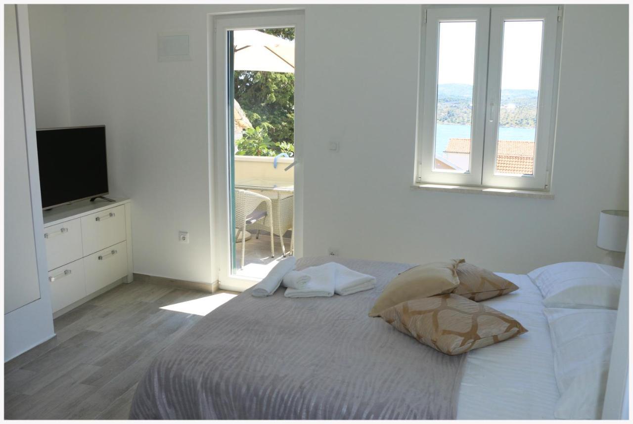 Holiday Home Ante Примоштен Экстерьер фото