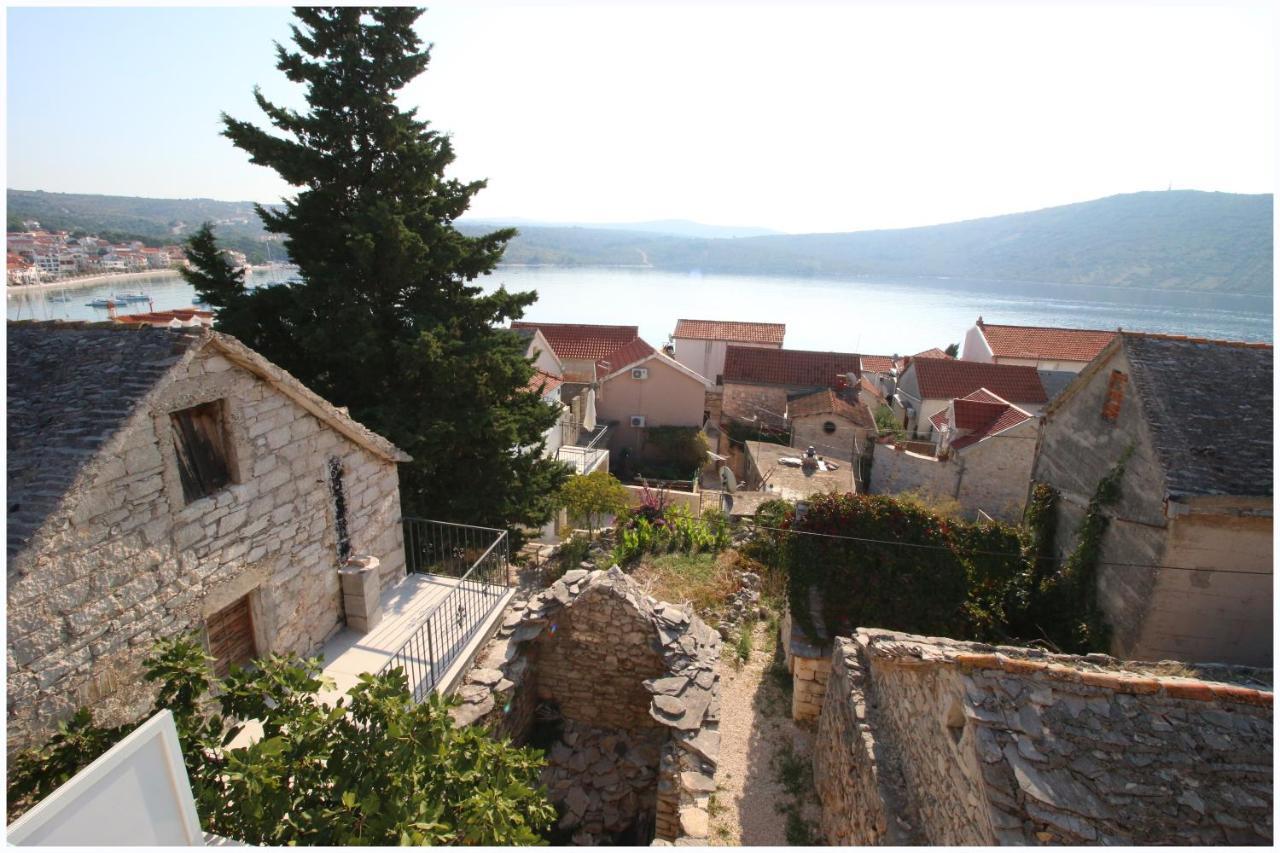 Holiday Home Ante Примоштен Экстерьер фото